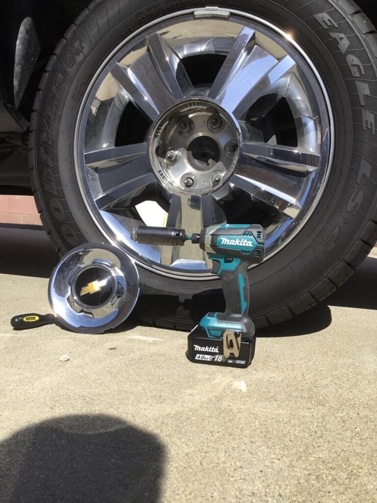 Before buying, read this Makita XDT13Z vs XDT14Z comparison to discover which impact driver delivers better performance, control, and value.